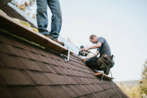 Local Roofers in Tollesboro, KY
